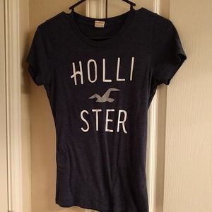 Cozy Comfy Navy Hollister Tee